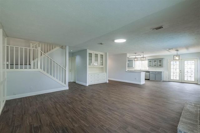 11902 Brook Meadows Lane, Meadows Place, TX 77477