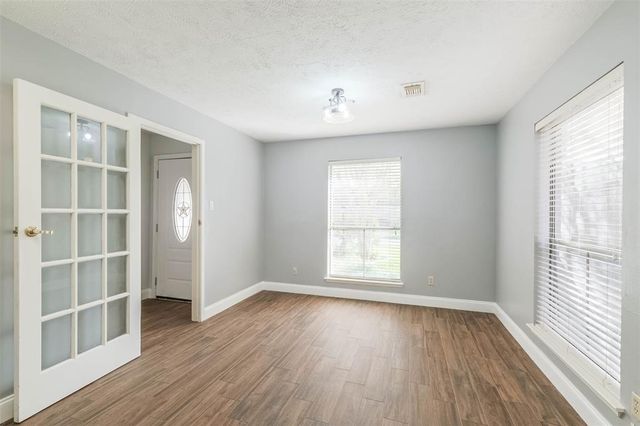 11902 Brook Meadows Lane, Meadows Place, TX 77477