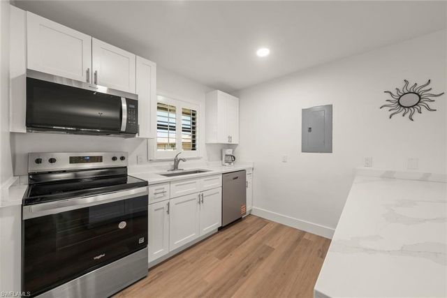 5117 Sea Bell RD # D204, Sanibel, FL 33957