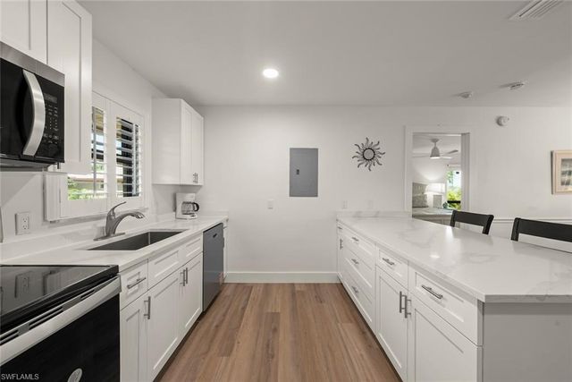 5117 Sea Bell RD # D204, Sanibel, FL 33957