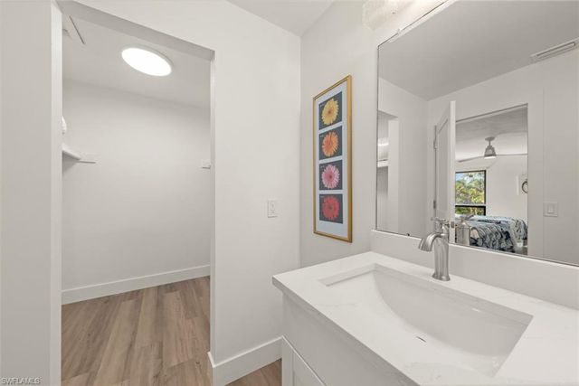 5117 Sea Bell RD # D204, Sanibel, FL 33957