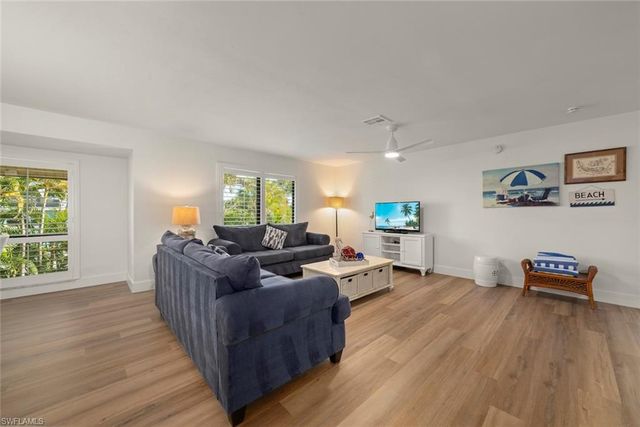 5117 Sea Bell RD # D204, Sanibel, FL 33957