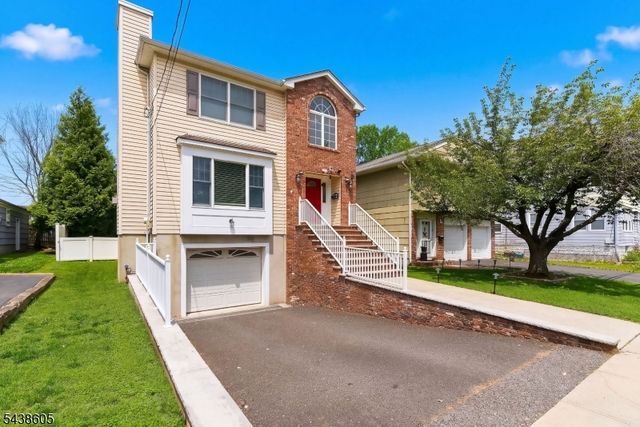 536 Willow Ave, Garwood Boro, NJ 07027