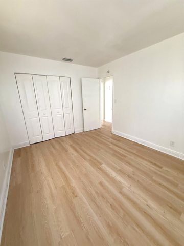 4130 NW 31st Terrace 1, Lauderdale Lakes, FL 33309