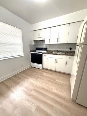 4130 NW 31st Terrace 1, Lauderdale Lakes, FL 33309