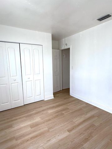 4130 NW 31st Terrace 1, Lauderdale Lakes, FL 33309