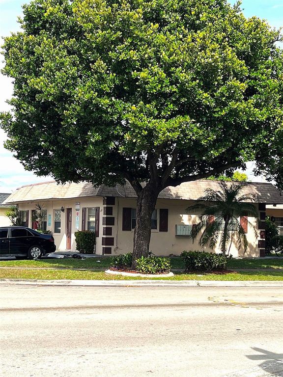 4130 NW 31st Terrace 1, Lauderdale Lakes, FL 33309