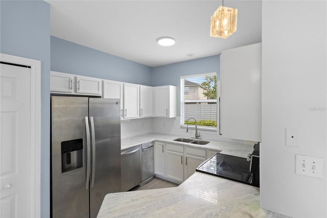 12294 COUNTRY WHITE CIRCLE, Tampa, FL 33635