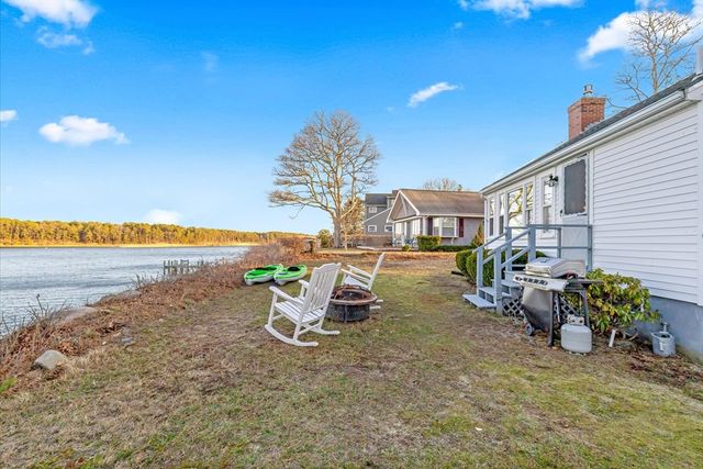 242 Edgewater Dr E, Falmouth, MA 02536