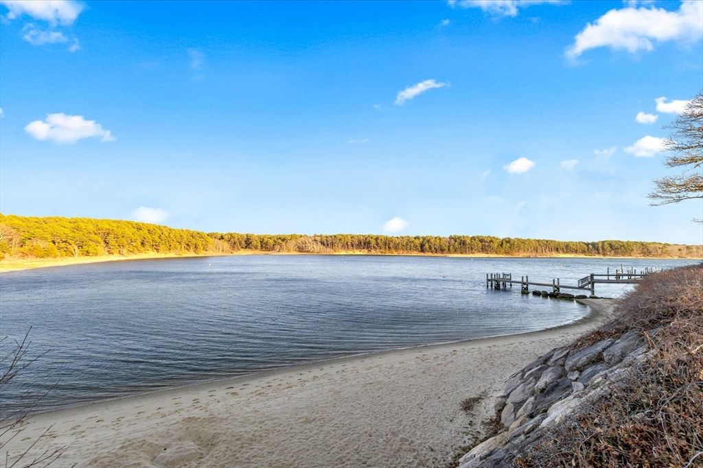 242 Edgewater Dr E, Falmouth, MA 02536