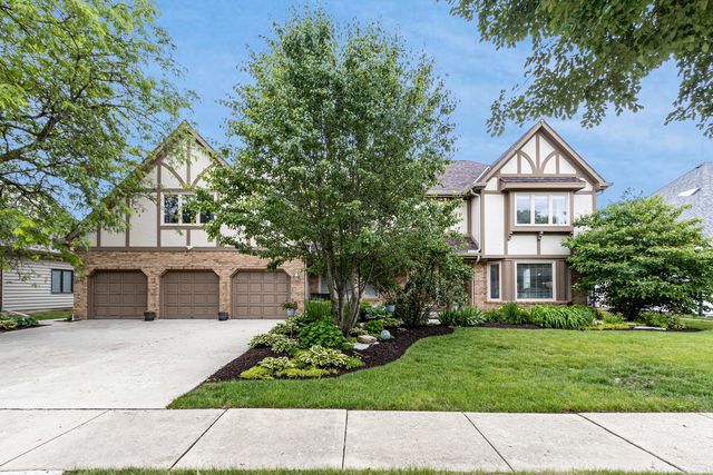 4072 Broadmoor Circle, Naperville, IL 60564