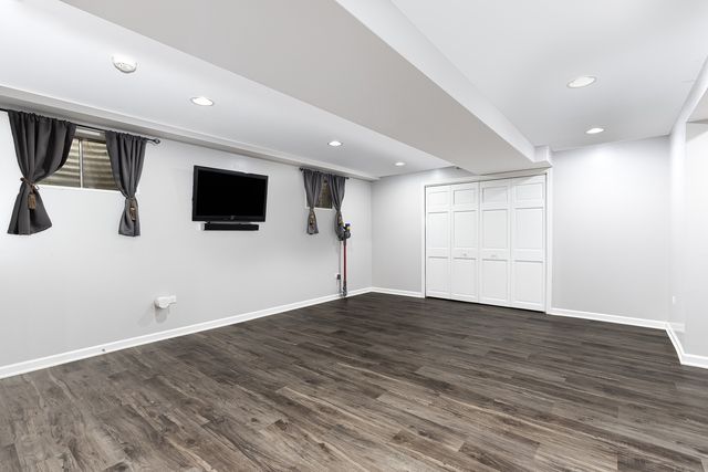 4072 Broadmoor Circle, Naperville, IL 60564