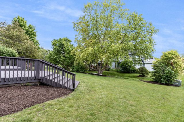 4072 Broadmoor Circle, Naperville, IL 60564