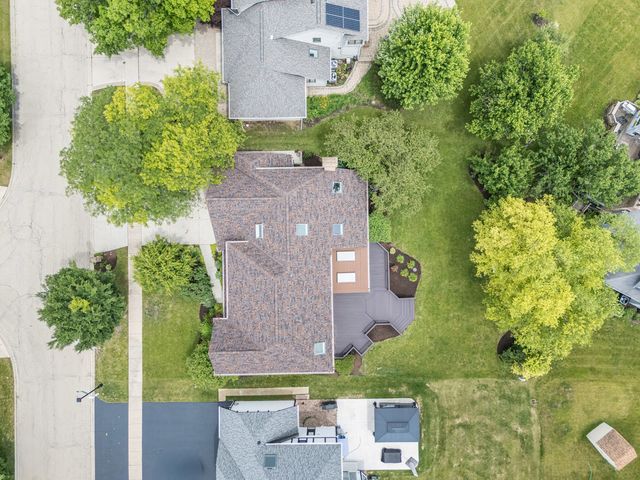 4072 Broadmoor Circle, Naperville, IL 60564