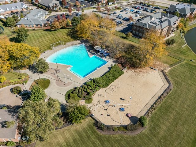 4072 Broadmoor Circle, Naperville, IL 60564
