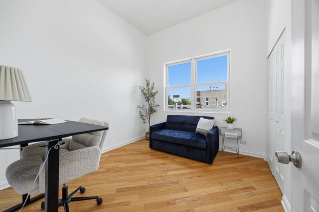 2535 W Flournoy Street 3, Chicago, IL 60612