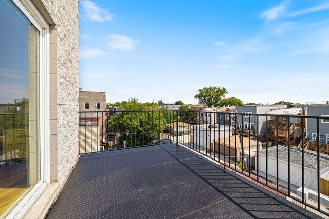 2535 W Flournoy Street 3, Chicago, IL 60612
