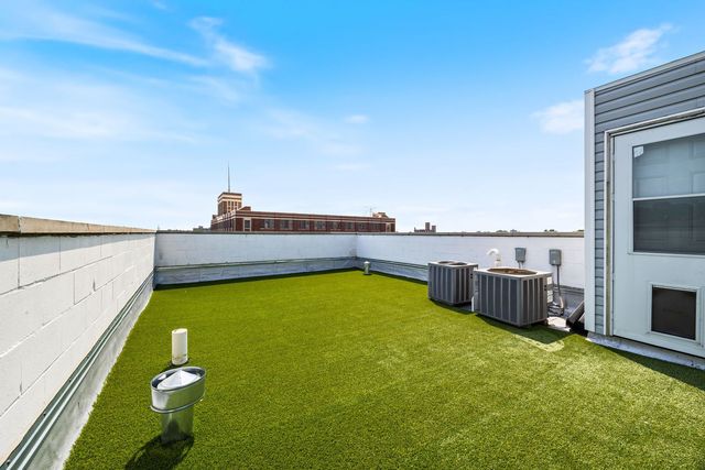 2535 W Flournoy Street 3, Chicago, IL 60612