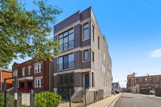 2535 W Flournoy Street 3, Chicago, IL 60612