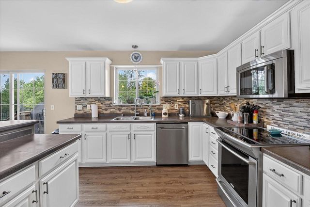 906 Patricia Court, Elkhorn, WI 53121