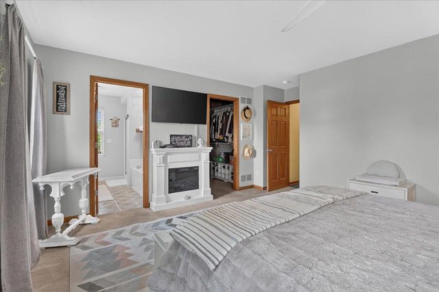 906 Patricia Court, Elkhorn, WI 53121