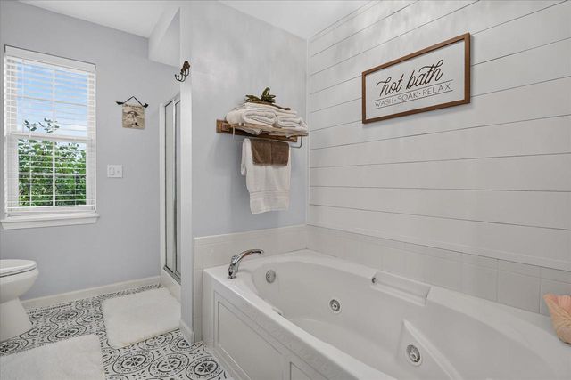 906 Patricia Court, Elkhorn, WI 53121