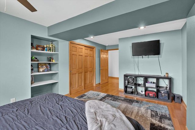906 Patricia Court, Elkhorn, WI 53121
