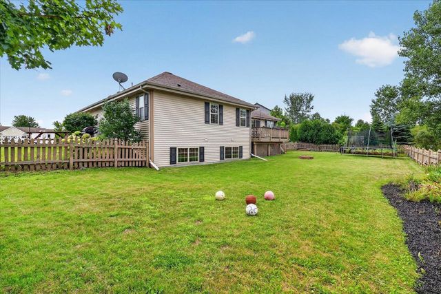 906 Patricia Court, Elkhorn, WI 53121