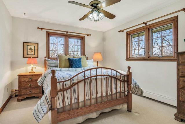 N17W27387 Lakefield DRIVE, Pewaukee, WI 53072