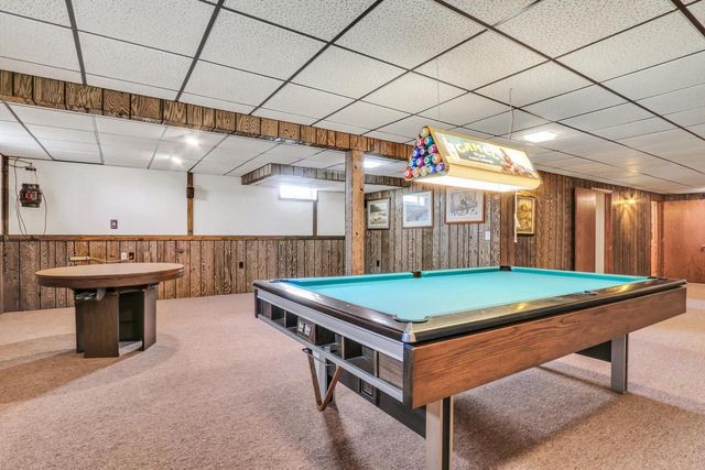 N17W27387 Lakefield DRIVE, Pewaukee, WI 53072