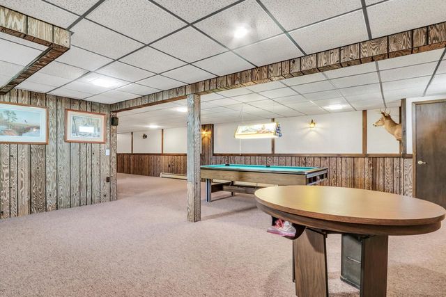 N17W27387 Lakefield DRIVE, Pewaukee, WI 53072