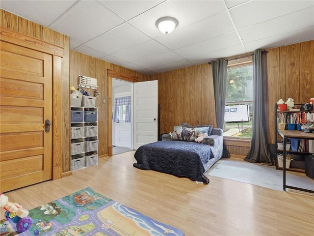 1300 Kearney Road, Excelsior Springs, MO 64024