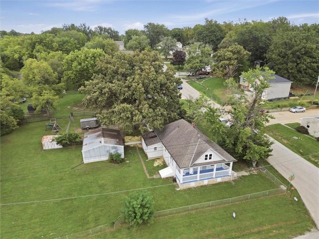 1300 Kearney Road, Excelsior Springs, MO 64024