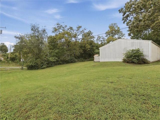 1300 Kearney Road, Excelsior Springs, MO 64024
