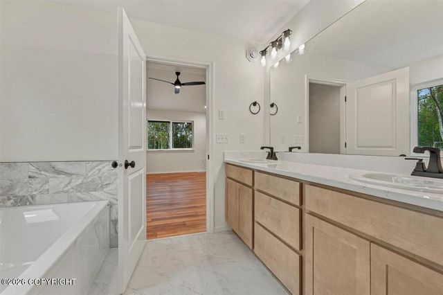 7726 E Obsidian Loop, Wasilla, AK 99654
