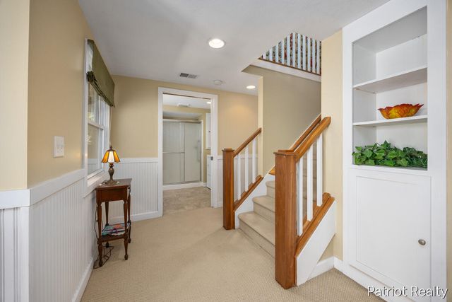 6702 W Lake Drive, Fremont, MI 49412