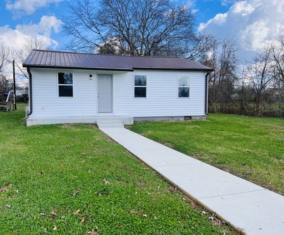 305 S Polk St, Tullahoma, TN 37388