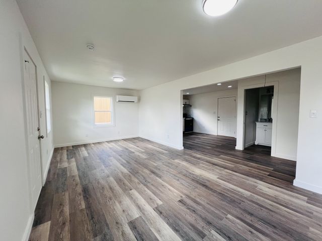 305 S Polk St, Tullahoma, TN 37388