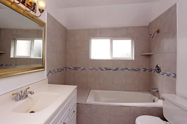 2321 Sheridan Street, Houston, TX 77030