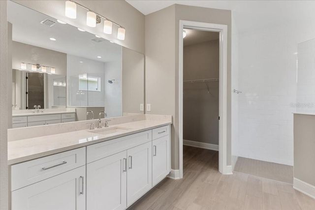 10214 CRYSTAL ISLES CIRCLE, Sarasota, FL 34241
