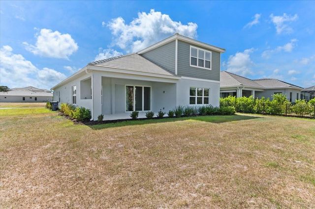 10214 CRYSTAL ISLES CIRCLE, Sarasota, FL 34241