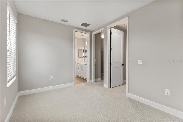 10214 CRYSTAL ISLES CIRCLE, Sarasota, FL 34241
