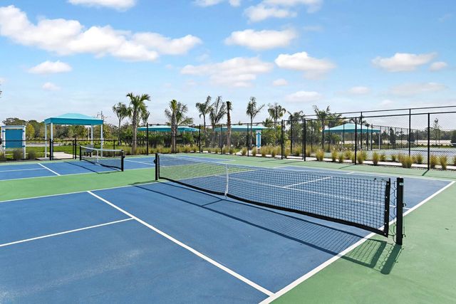10214 CRYSTAL ISLES CIRCLE, Sarasota, FL 34241
