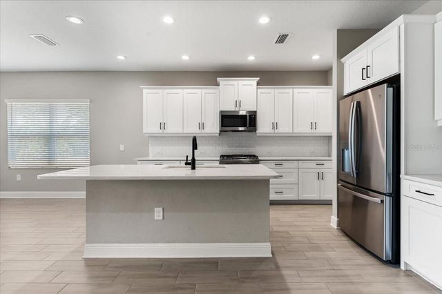 10214 CRYSTAL ISLES CIRCLE, Sarasota, FL 34241