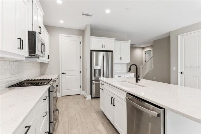 10214 CRYSTAL ISLES CIRCLE, Sarasota, FL 34241