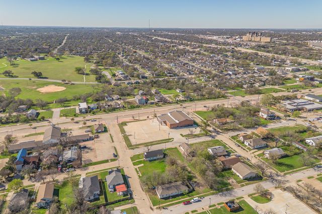 1054 Bransford Street, Fort Worth, TX 76104