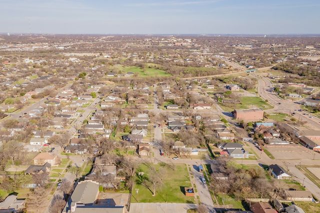 1054 Bransford Street, Fort Worth, TX 76104