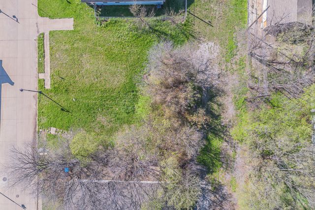 1054 Bransford Street, Fort Worth, TX 76104