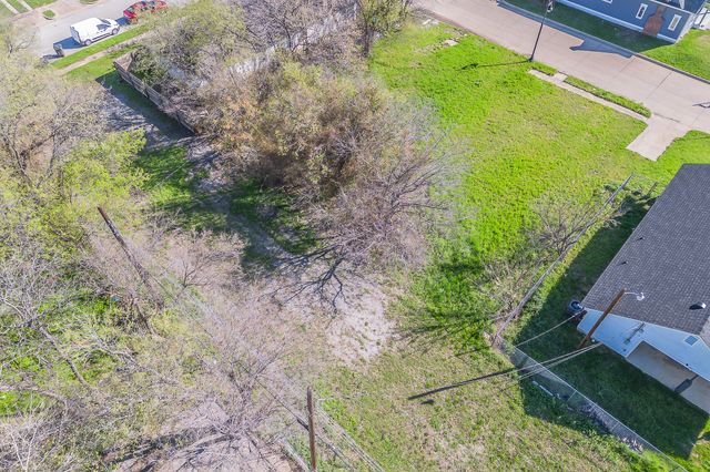 1054 Bransford Street, Fort Worth, TX 76104