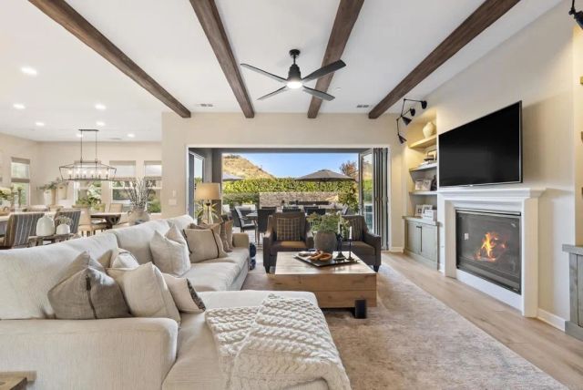 1232 Stockton Place, Escondido, CA 92026